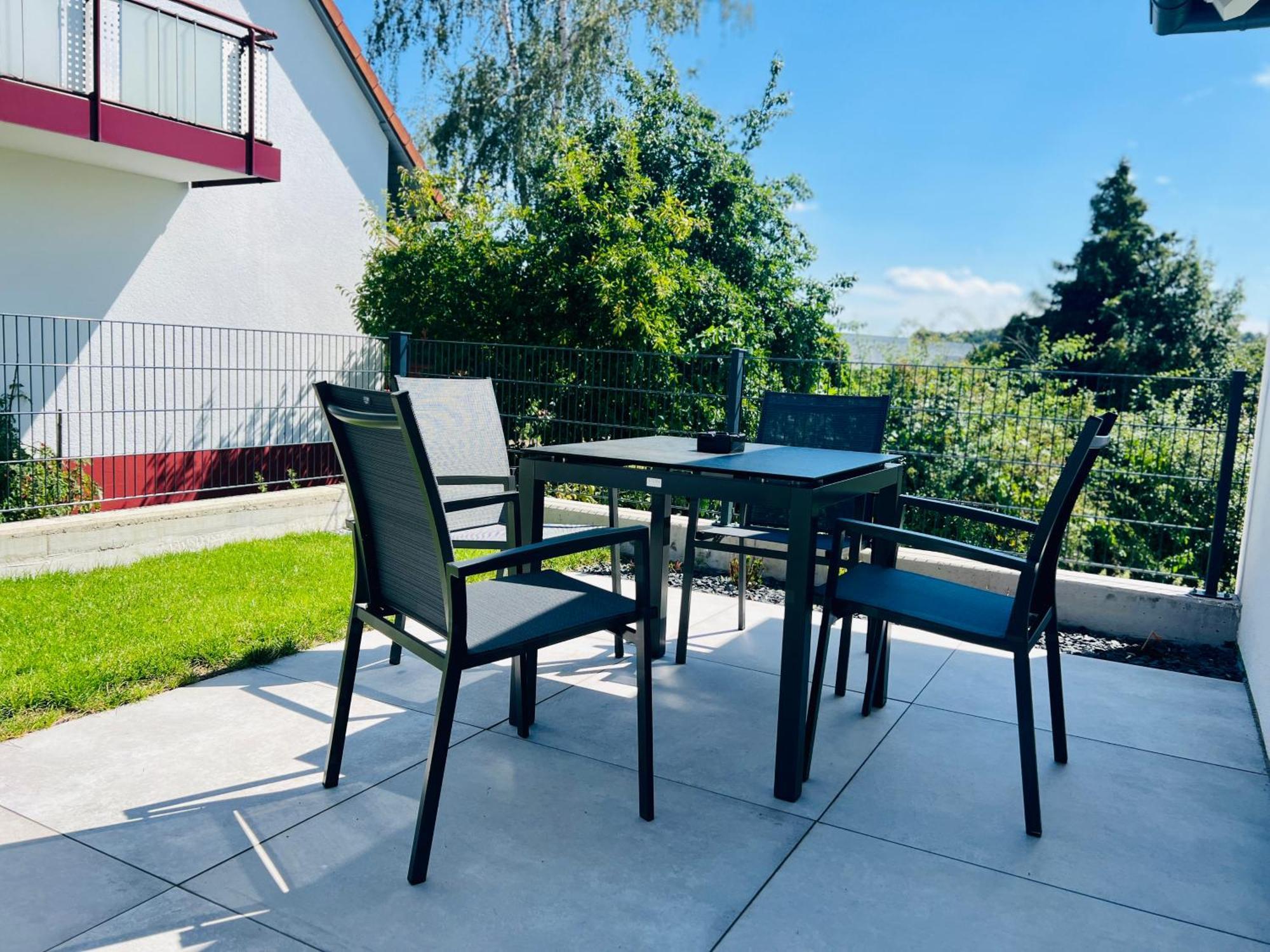 City Apartments Херцогенаурах Екстериор снимка